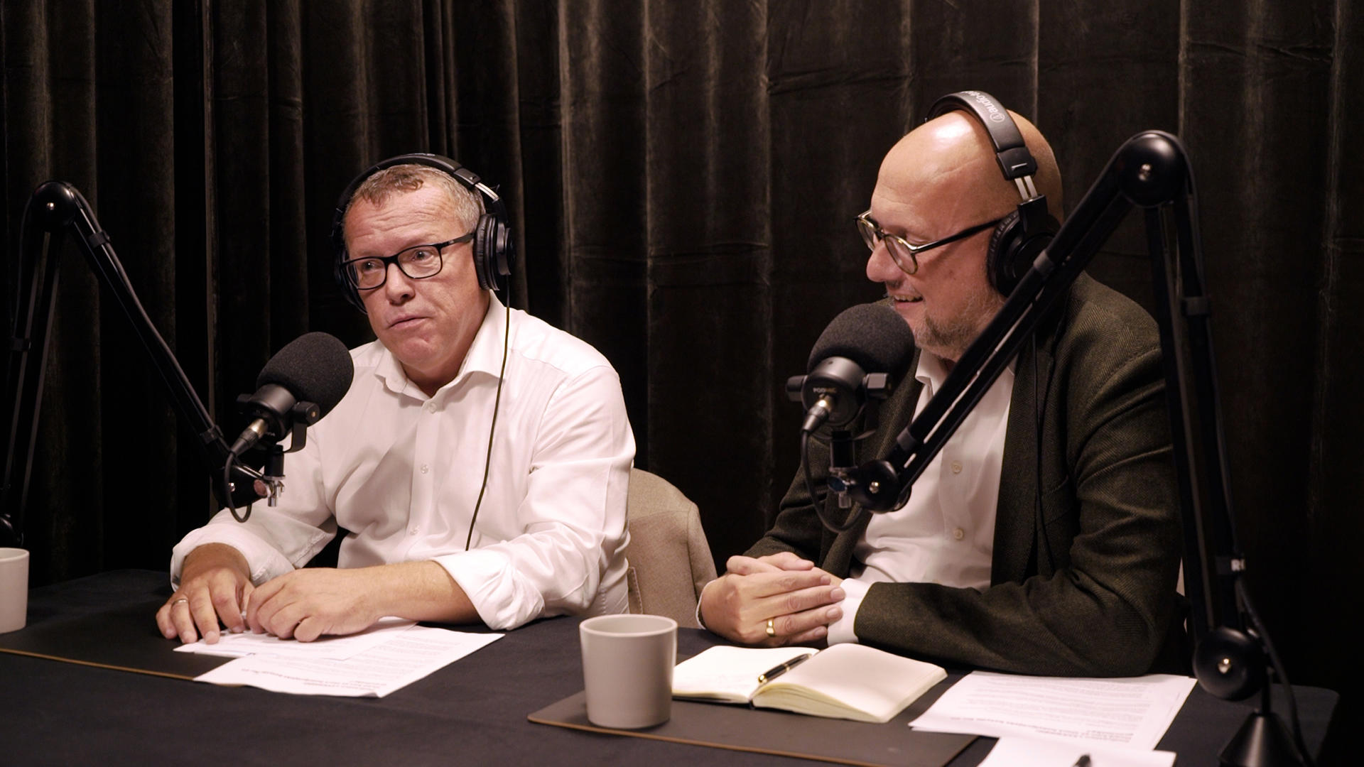 Til højre: Serieiværksætter og forretningsudvikler hos ATKI, Benny Nissen og CEO i LCG, Philip Leit til venstre